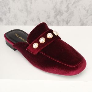 NEW Wine Velvet Pearl Slip On Loafers Sandals
